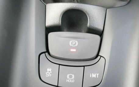 Toyota C-HR I рестайлинг, 2022 год, 1 732 000 рублей, 7 фотография