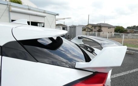 Toyota C-HR I рестайлинг, 2022 год, 1 732 000 рублей, 36 фотография