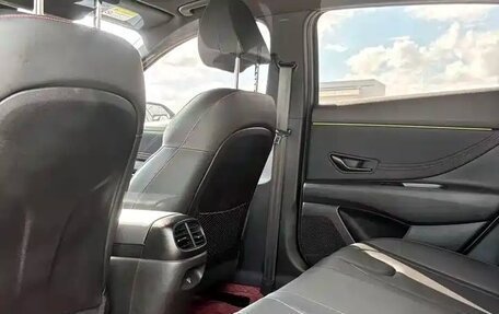 Hyundai Elantra, 2023 год, 1 890 000 рублей, 9 фотография