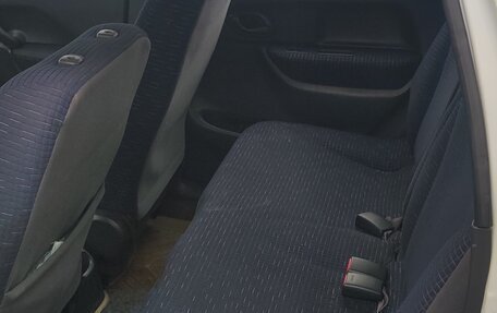 Suzuki Swift II, 2002 год, 350 000 рублей, 7 фотография