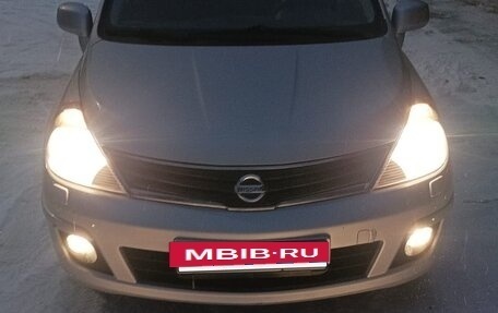 Nissan Tiida, 2011 год, 850 000 рублей, 3 фотография