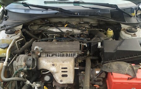 Toyota Avensis III рестайлинг, 1998 год, 350 000 рублей, 10 фотография