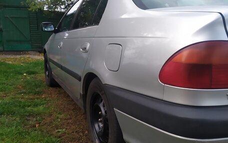 Toyota Avensis III рестайлинг, 1998 год, 350 000 рублей, 4 фотография