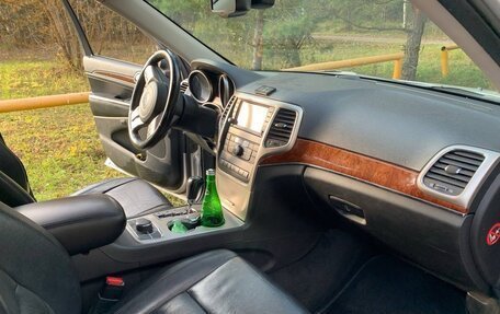 Jeep Grand Cherokee, 2012 год, 1 800 000 рублей, 14 фотография