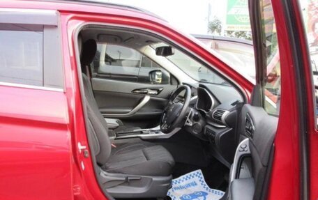 Mitsubishi Eclipse Cross, 2021 год, 1 800 000 рублей, 10 фотография