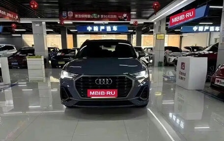 Audi Q3, 2022 год, 1 907 000 рублей, 3 фотография