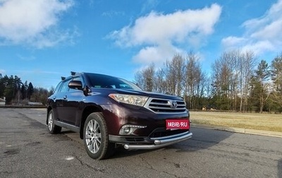 Toyota Highlander III, 2011 год, 1 440 000 рублей, 1 фотография