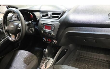 KIA Rio III рестайлинг, 2013 год, 819 000 рублей, 5 фотография