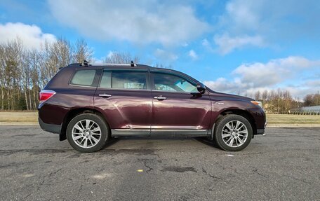 Toyota Highlander III, 2011 год, 1 440 000 рублей, 8 фотография