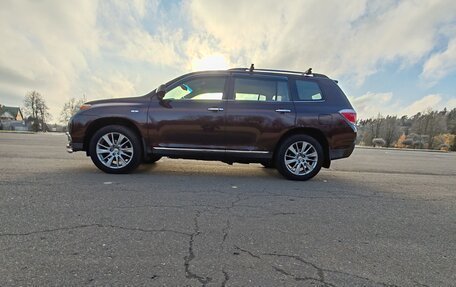 Toyota Highlander III, 2011 год, 1 440 000 рублей, 4 фотография