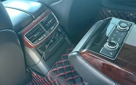 Audi A8, 2012 год, 1 850 000 рублей, 7 фотография