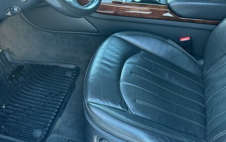 Audi A8, 2012 год, 1 850 000 рублей, 9 фотография