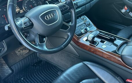 Audi A8, 2012 год, 1 850 000 рублей, 8 фотография