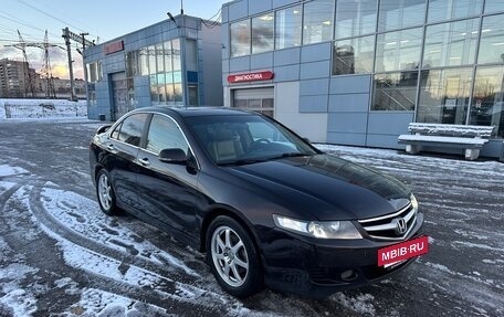 Honda Accord VII рестайлинг, 2006 год, 1 000 000 рублей, 2 фотография