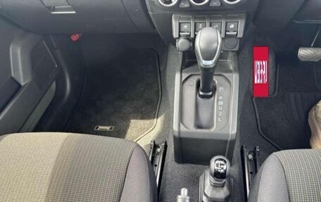 Suzuki Jimny, 2022 год, 1 870 000 рублей, 14 фотография