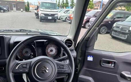 Suzuki Jimny, 2022 год, 1 870 000 рублей, 17 фотография