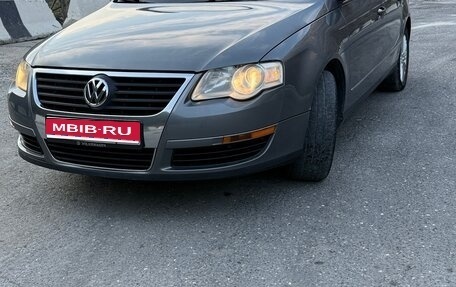 Volkswagen Passat B6, 2006 год, 750 000 рублей, 1 фотография