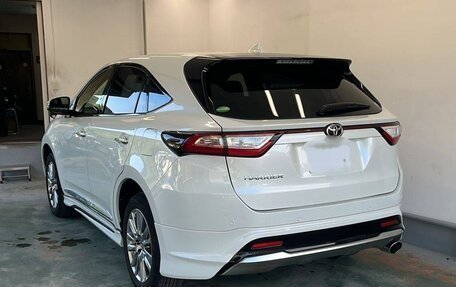Toyota Harrier, 2019 год, 2 945 000 рублей, 2 фотография