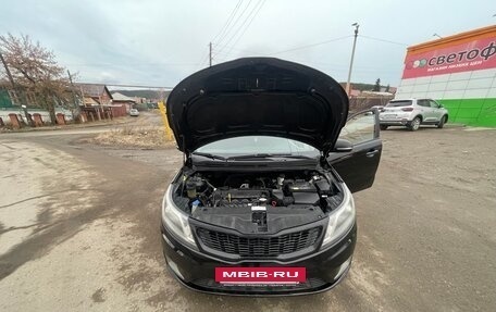 KIA Rio III рестайлинг, 2013 год, 880 000 рублей, 9 фотография