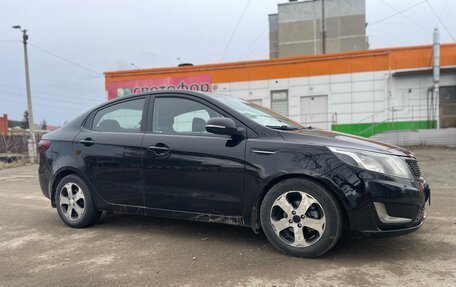 KIA Rio III рестайлинг, 2013 год, 880 000 рублей, 22 фотография