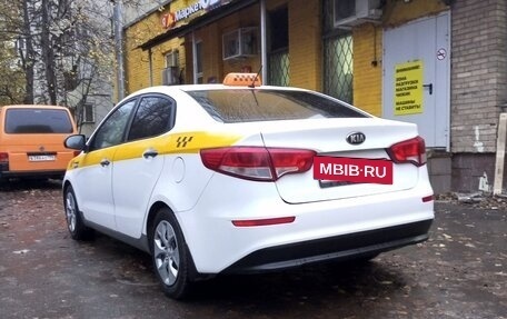 KIA Rio III рестайлинг, 2016 год, 630 000 рублей, 3 фотография