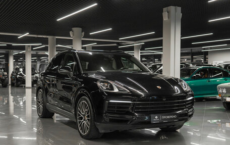 Porsche Cayenne III, 2019 год, 5 800 000 рублей, 2 фотография