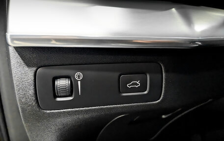 Volvo XC90 II рестайлинг, 2018 год, 4 540 000 рублей, 28 фотография