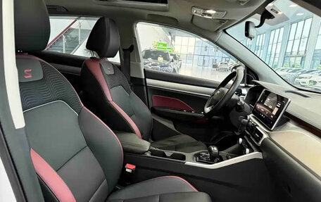 Geely Coolray I, 2022 год, 1 020 000 рублей, 13 фотография