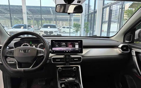 Geely Coolray I, 2022 год, 1 020 000 рублей, 8 фотография