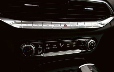 FAW Bestune T77, 2024 год, 2 095 000 рублей, 15 фотография