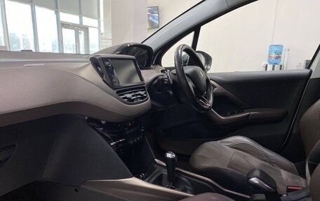 Peugeot 2008 II, 2014 год, 830 000 рублей, 14 фотография