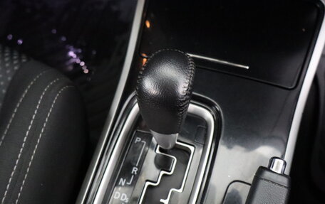 Mitsubishi Outlander III рестайлинг 3, 2017 год, 1 619 000 рублей, 10 фотография