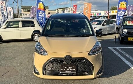 Toyota Sienta II, 2021 год, 1 320 445 рублей, 2 фотография