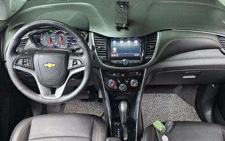 Chevrolet Trax, 2022 год, 1 005 000 рублей, 5 фотография