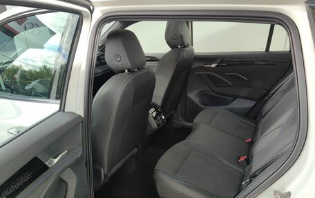 Volkswagen Tiguan, 2025 год, 5 190 000 рублей, 11 фотография