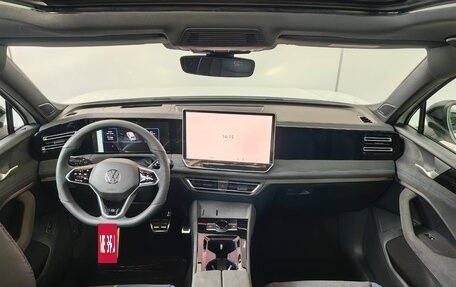 Volkswagen Tiguan, 2025 год, 5 190 000 рублей, 10 фотография
