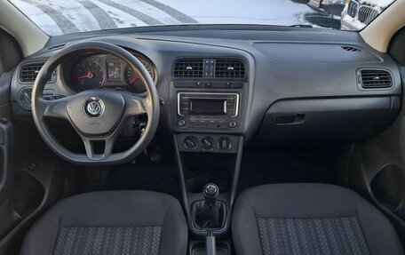 Volkswagen Polo VI (EU Market), 2017 год, 1 030 000 рублей, 8 фотография