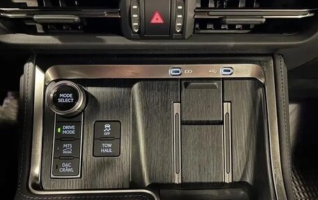 Lexus GX, 2025 год, 13 400 000 рублей, 18 фотография