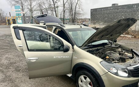 Renault Sandero I, 2012 год, 630 000 рублей, 6 фотография