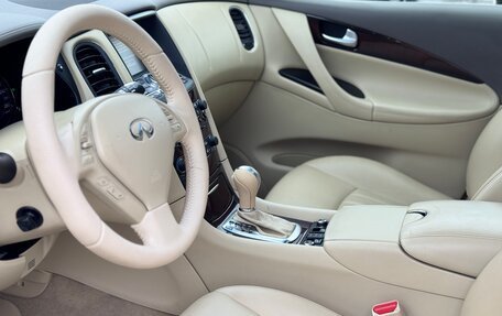 Infiniti EX, 2012 год, 1 600 000 рублей, 24 фотография