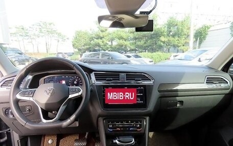 Volkswagen Tiguan II, 2023 год, 3 179 000 рублей, 6 фотография