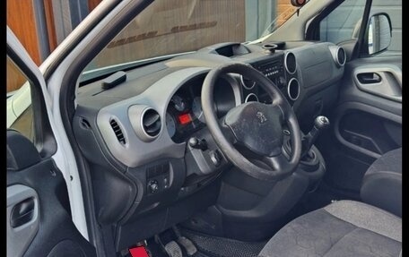 Peugeot Partner II рестайлинг 2, 2018 год, 650 000 рублей, 5 фотография