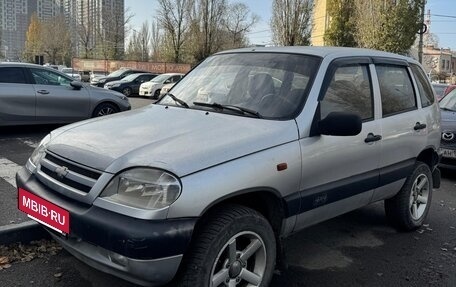 Chevrolet Niva I рестайлинг, 2005 год, 350 000 рублей, 2 фотография