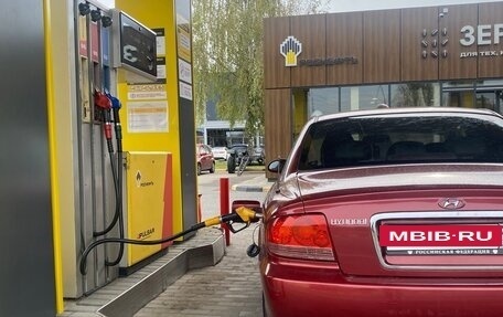 Hyundai Sonata IV рестайлинг, 2005 год, 600 000 рублей, 8 фотография