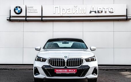 BMW 5 серия, 2025 год, 8 990 000 рублей, 3 фотография