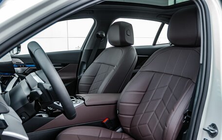 BMW 5 серия, 2025 год, 8 990 000 рублей, 11 фотография