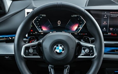 BMW 5 серия, 2025 год, 8 990 000 рублей, 15 фотография