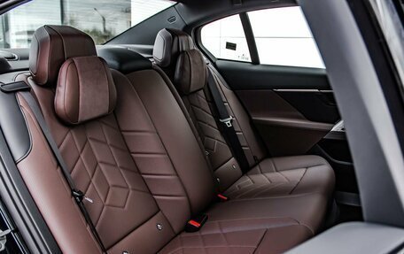 BMW 5 серия, 2025 год, 8 990 000 рублей, 13 фотография