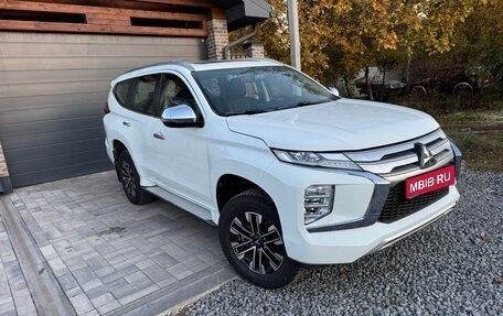 Mitsubishi Montero Sport, 2023 год, 6 499 000 рублей, 1 фотография