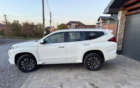 Mitsubishi Montero Sport, 2023 год, 6 499 000 рублей, 4 фотография